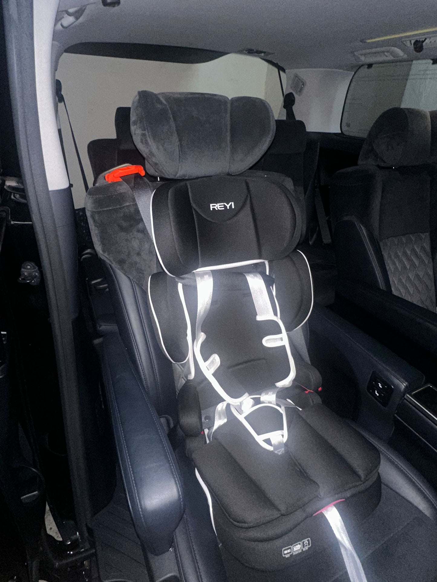 Child Car Seat - KXQ324960